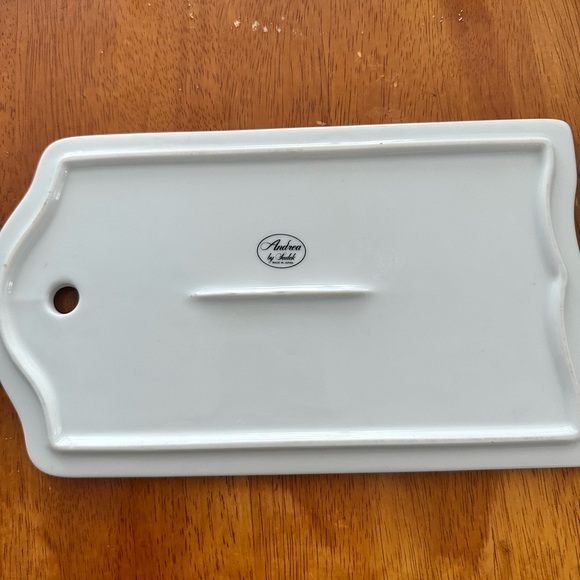 ANDREA BY SADEK Porcelain CORONA Cheese Cutting Board and Plate set - Picture 4 of 8